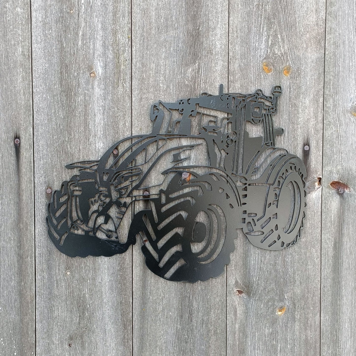 Valtra traktori metallikyltti